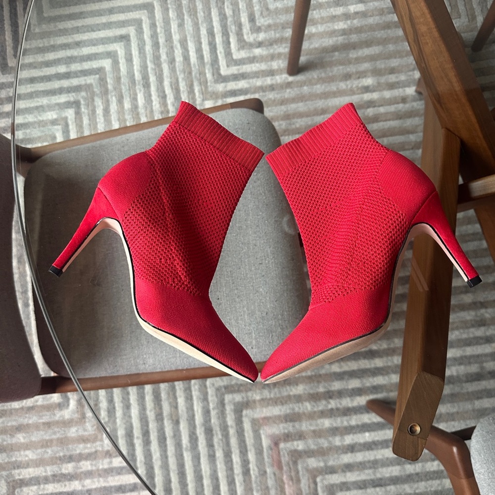 MIA MCKINLEY Red Stretch-knit Ankle Boots - Picture 6 of 10